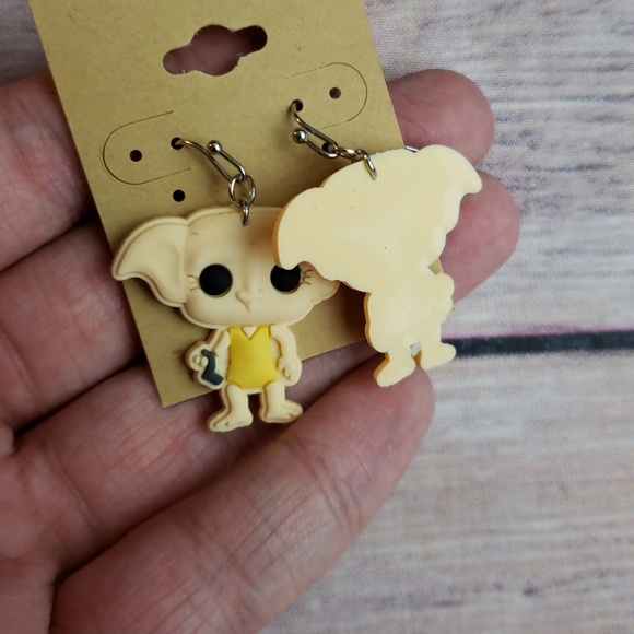 New PVC Harry Potter Dobby Dangle Earrings - Picture 5 of 5